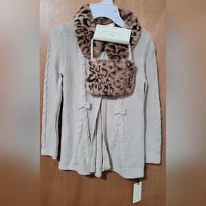 Max Studio Beige Knit Sweater With Faux Fur Collar And Purse Size Small 5/6